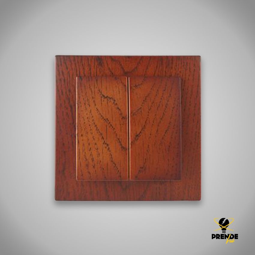 doble conmutador empotrable, acabado en nogal, serie 8000, ideal para controlar la iluminación en diferentes puntos de una habitación.