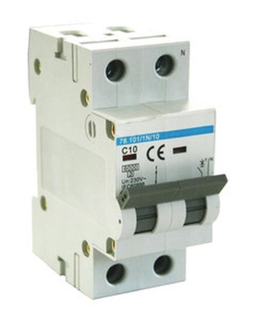 interruptor magnetotérmico 1p+n 10a 6ka clase c, protección contra sobrecargas y cortocircuitos en instalaciones eléctricas.